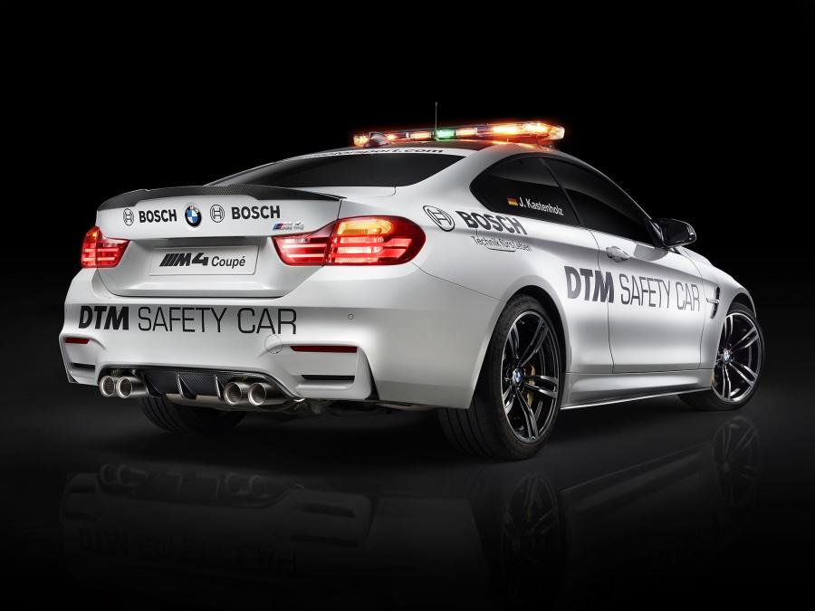  BMW M4 Coupe DTM Safety Car 2014 года  (фото 2 из 11)